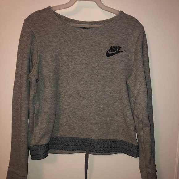 Nike sweater - Picture 1 of 1